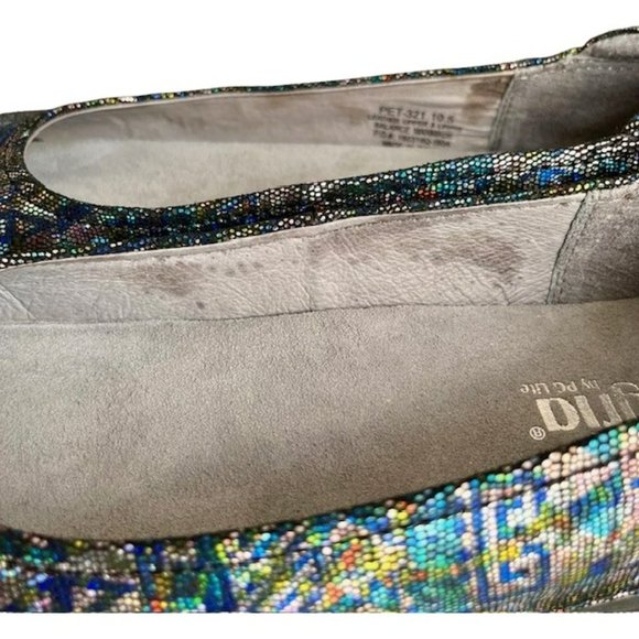 Alegria Petal "Rave On The Nile" Shimmery Flats Size 10.5 - Picture 12 of 14